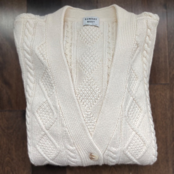 Aritizia Sunday Best Lamora Cable Knit Cardigan - Picture 5 of 5